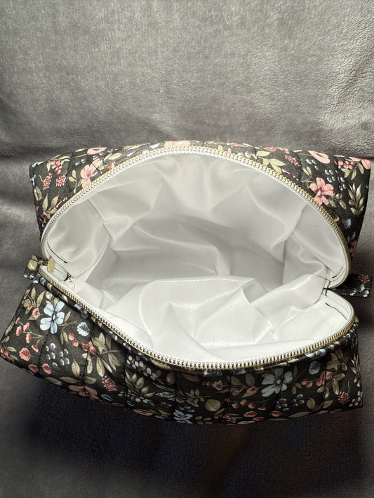 Evergold| Water resistant cosmetic pouch | Bikini Bag |