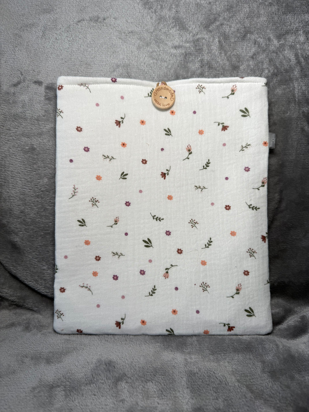 Wildflower| Book sleeve