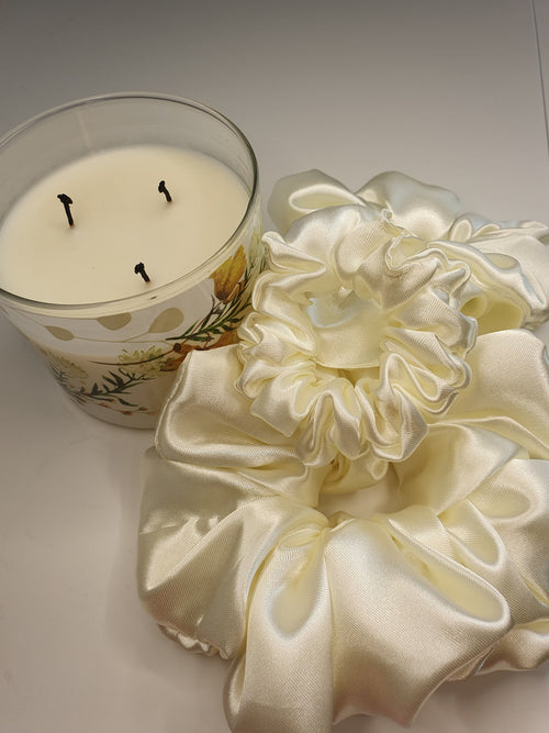 Bonnie| Satin Scrunchie Creme White