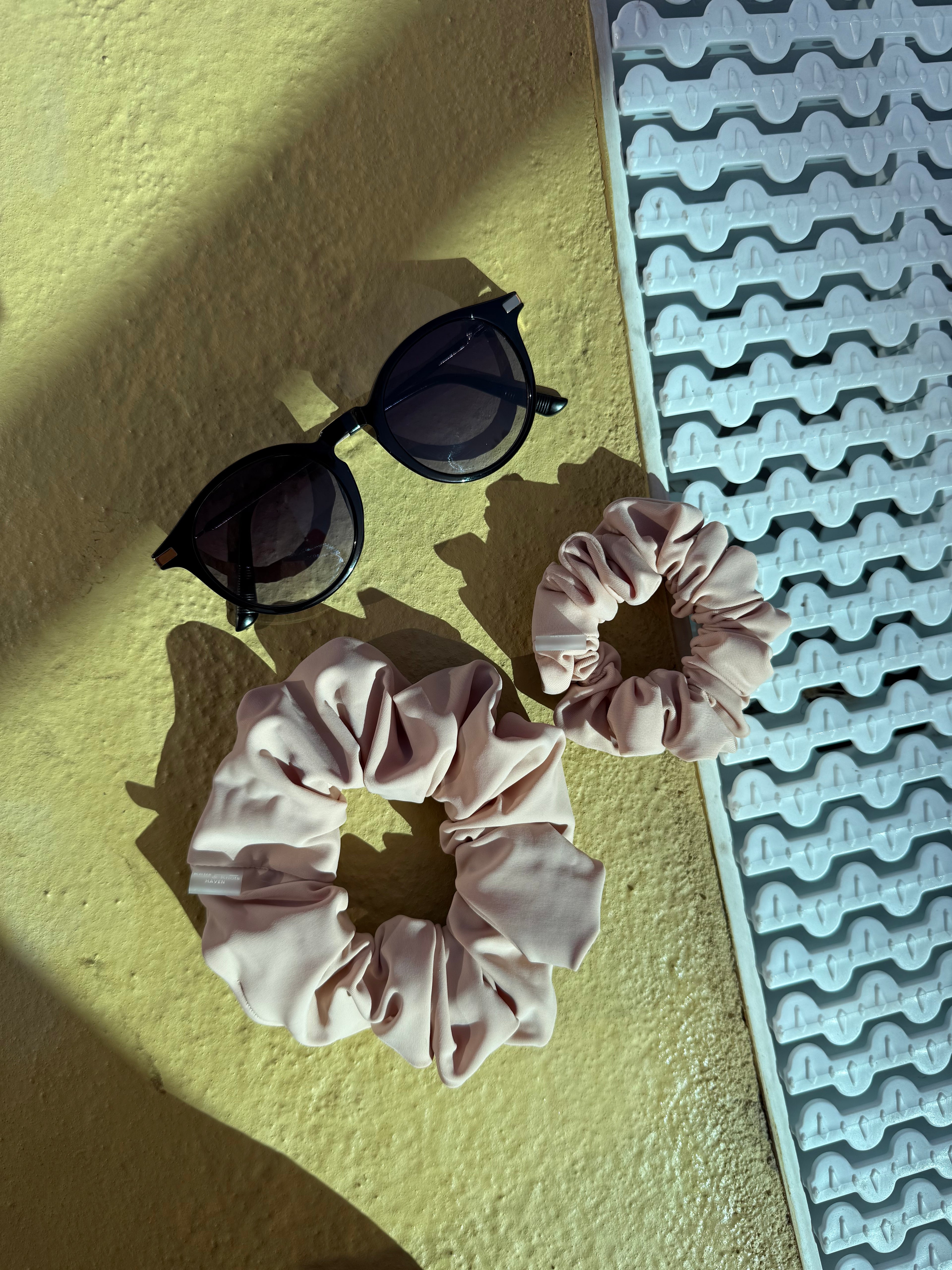 Atlanta| Swim scrunchie