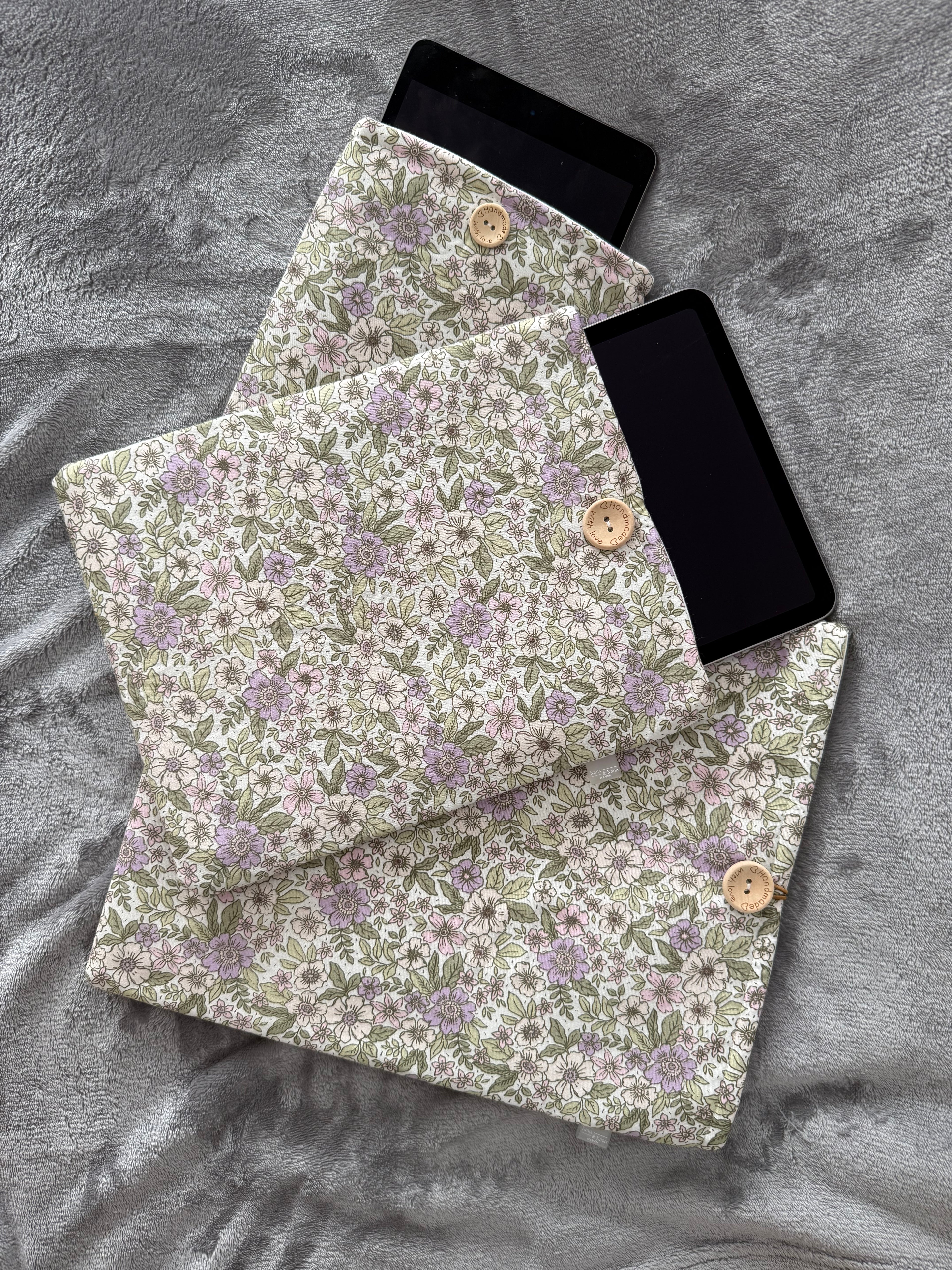 Cottage Core | Book sleeve