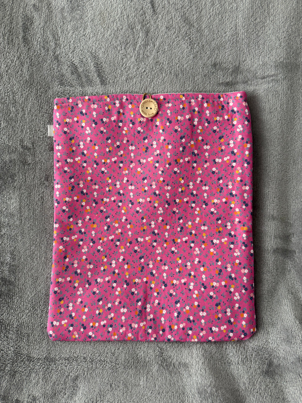 Pink Meadow | Book sleeve