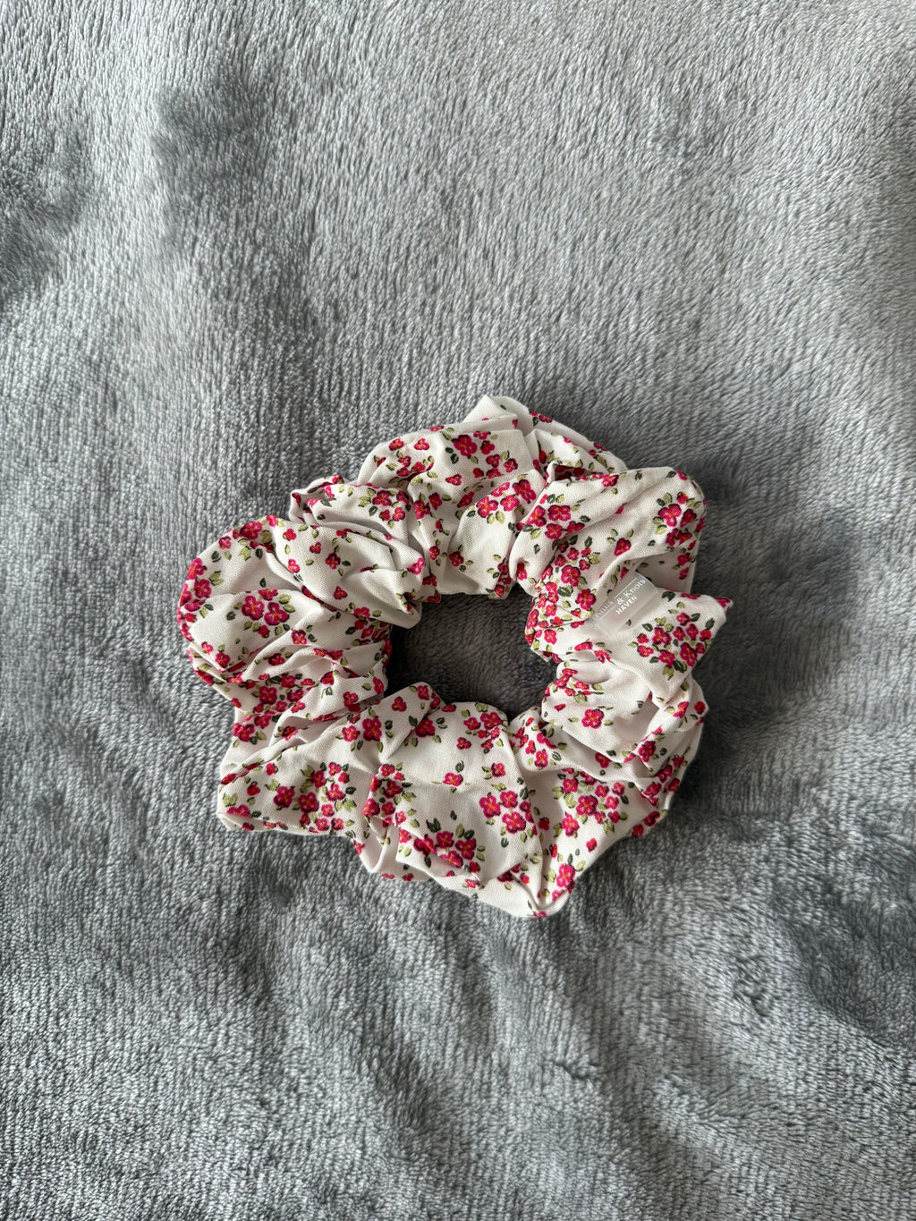 Lily | Scrunchie