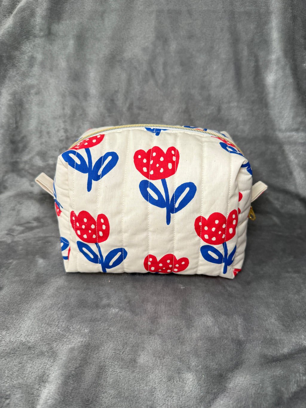 Beauty of Leo | Water resistant cosmetic pouch | Make-up Bag