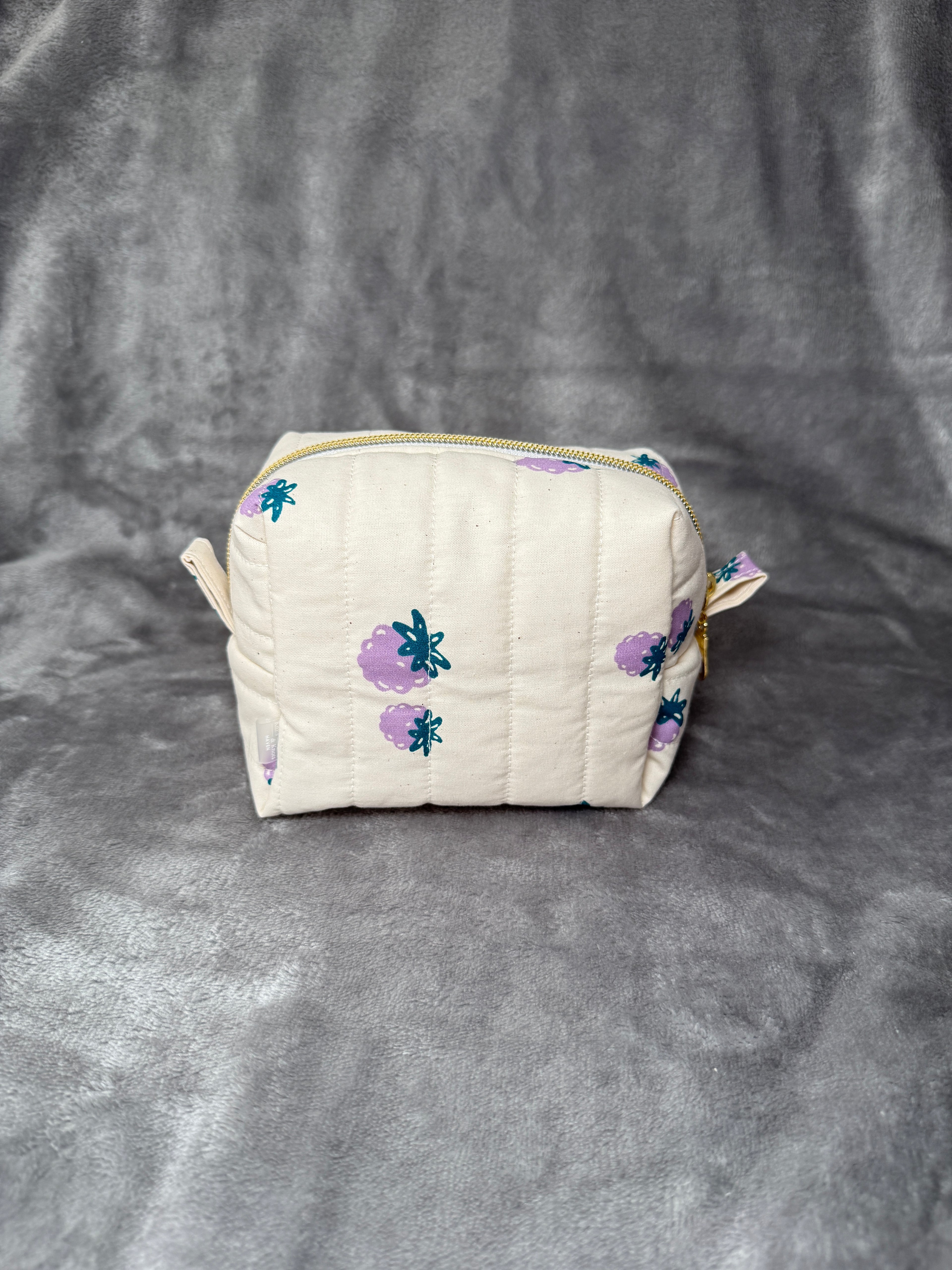 The Sweet Berry | Water resistant cosmetic pouch | Make-up Bag